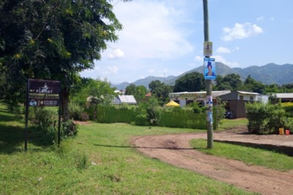 Flomat Restaurant And Gardens -Kasese