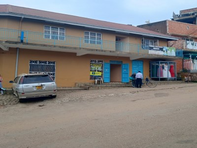 Tabes Rest House -Fortportal 