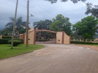 LAKEVIEW HOTEL-KIYANJA