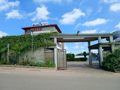 ACACIA  COUNTRY INN -NKOKOJERU KYAMUGORANI ROAD 