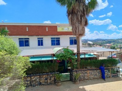 UNCLE-P FOOD COURT -MBARARA/KAMPALA ROAD 