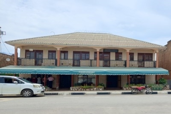 Collins Hotel -Kasese 
